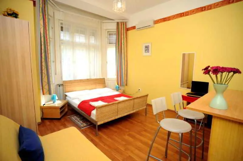 Club Apartments & Rooms Budapest 0*,  Ungarn