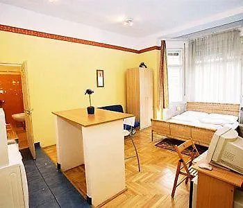 Club Apartments & Rooms ブダペスト ハンガリー
