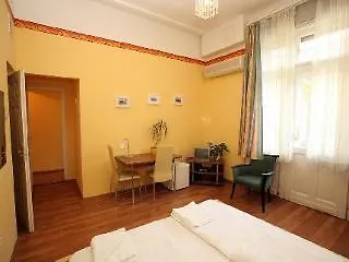 Club Apartments & Rooms ブダペスト